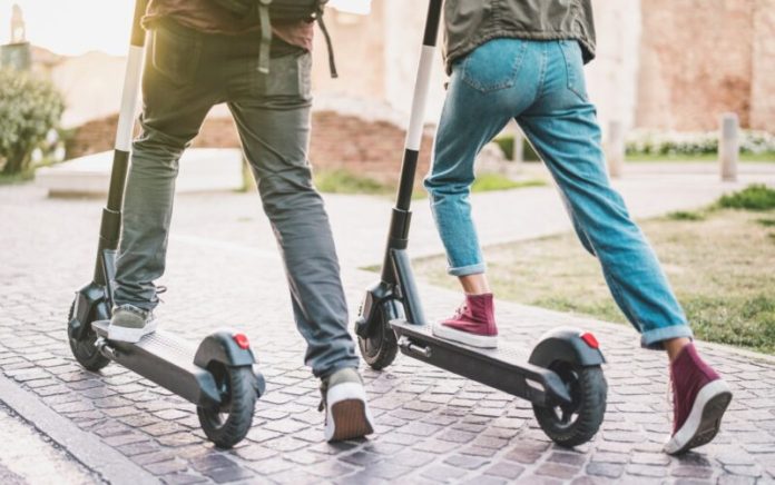 Asigurarea de răspundere civilă pentru trotinetele și bicicletele electrice a devenit obligatorie