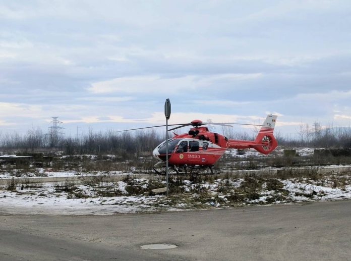 UPDATE / Intoxicație cu o substanță într-un imobil din Făgăraș: o femeie decedată, 5 copii, conștienți