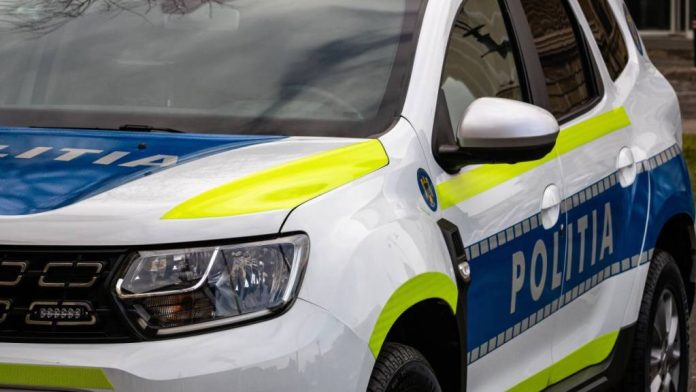 Copil de 12 ani, prins pe DN1 la volanul unei mașini furate de acasă
