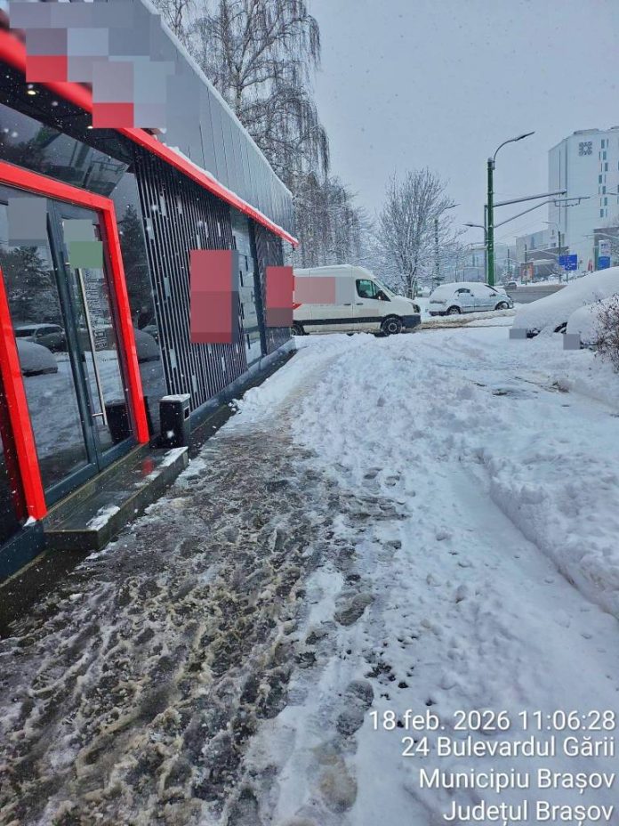 Brașov: Proprietari amendați pentru că nu au îndepărtat zăpada și gheața de pe domeniul public