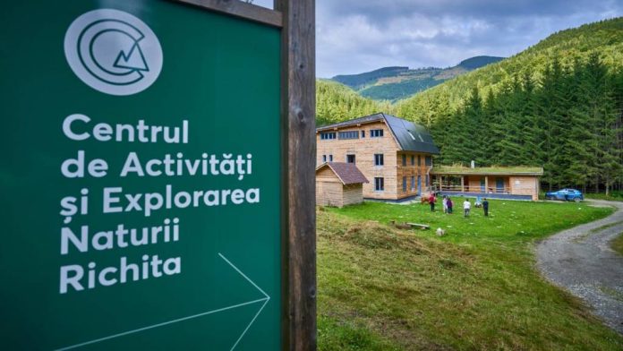 Natura, sală de clasă pentru peste 500 de elevi din Argeș, Brașov și Sibiu