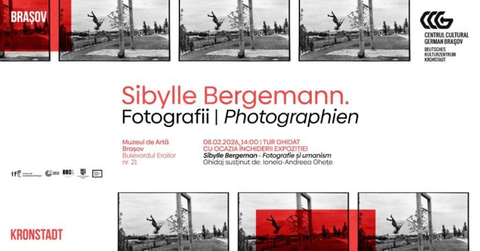 Tur ghidat în ultima zi a expoziției „Sibylle Bergemann – Fotografii: Între modă și realitate socială” la Muzeul de Artă Brașov