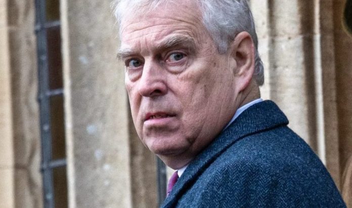 Fratele Regelui Charles, Andrew, a fost arestat de poliția britanică. El este acuzat de o faptă care îi poate aduce închisoare pe viață