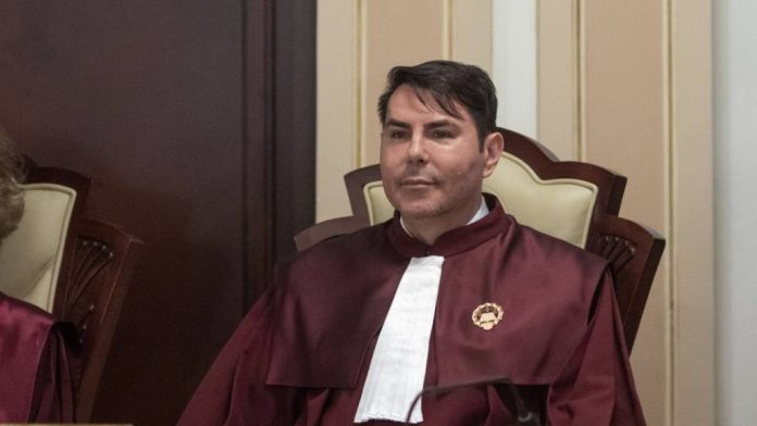 CCR blochează din nou o decizie privind pensiile speciale ale magistraților
