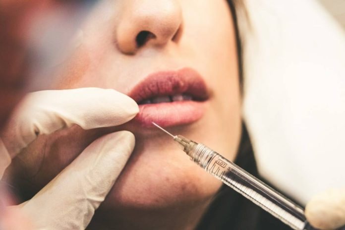 (P) De ce injecțiile cu acid hialuronic pentru riduri rămân preferate comparativ cu alte metode
