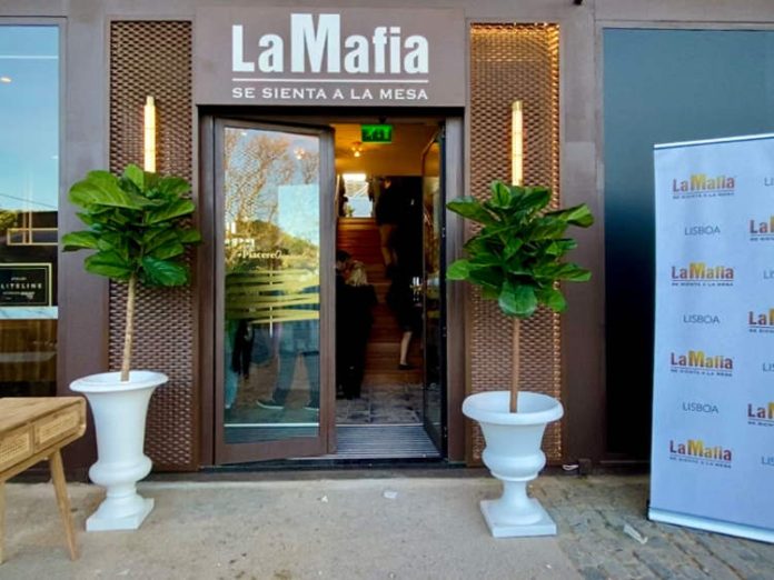 Lanț de restaurante obligat să își schimbe numele din cauza referințelor la Mafia