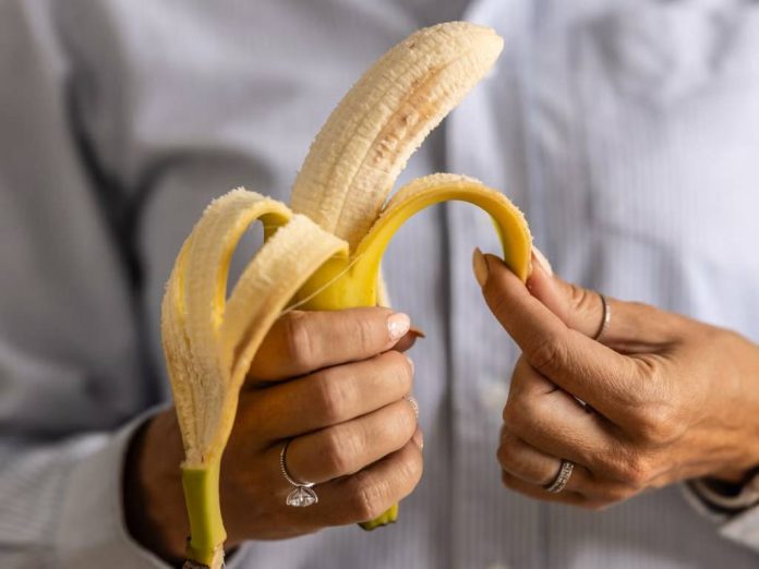 Iată ce spun experții: Este sănătos să mănânci o banană în fiecare zi?
