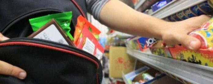 Produse furate dintr-un magazin de pe Calea București din Brașov