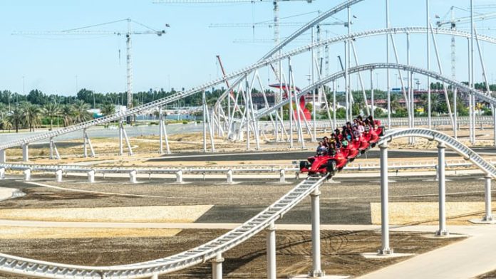 Bărbat de 40 de ani a suferit hemoragie cerebrală după un roller coaster