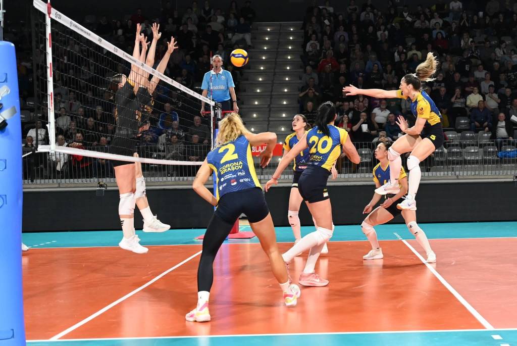 Poza pentru articolul Volei feminin: Corona Brașov a ratat calificarea în finala Diviziei A1, după 0-3 cu Volei Alba Blaj