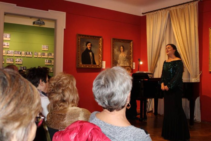 „Recitalul de la ora cinci”, „De la Bach la Mozart”, la Muzeul Casa Mureșenilor din Brașov