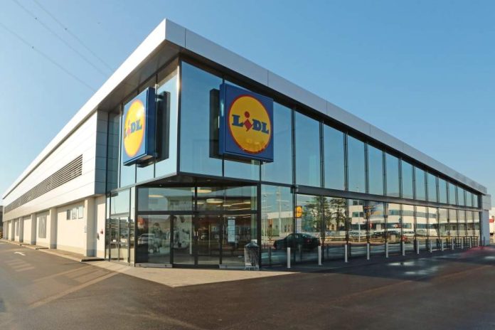 Magazinele Lidl vor fi închise două zile de Paște, pe 12 și 13 aprilie 2026