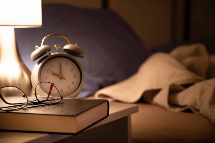 Metode rapide pentru un somn odihnitor: Cum să adormi în 10, 60 sau 120 de secunde