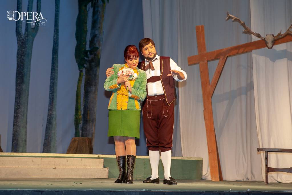 „Vânzătorul de păsări”, pe scena Operei Brașov. Premiera lucrării a avut loc la Theater an der Wien, în 1891