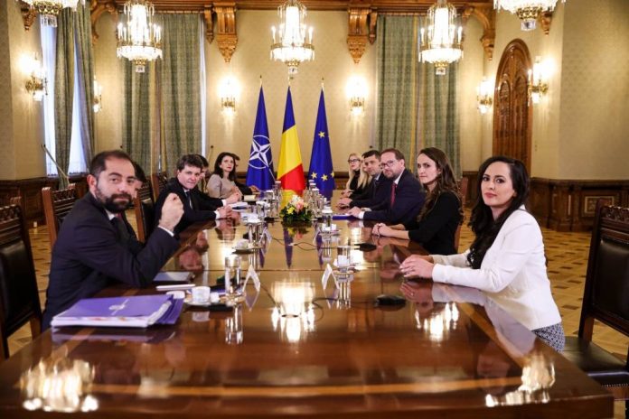 USR își reafirmă sprijinul pentru guvernul condus de Ilie Bolojan și solicită responsabilitate din partea PSD