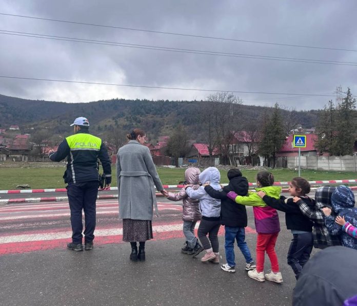 Lecții de educație rutieră, pentru copii, la Săcele