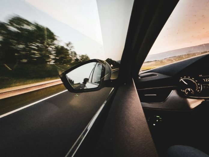 Trafic fără restricții majore vineri dimineața. Limitări pentru camioane pe mai multe rute din țară
