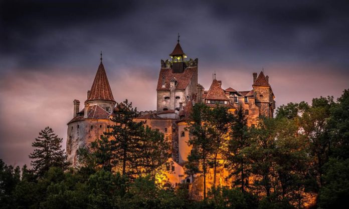 Un om de afaceri american a preluat participația majoritară a companiei care administrează Castelul Bran