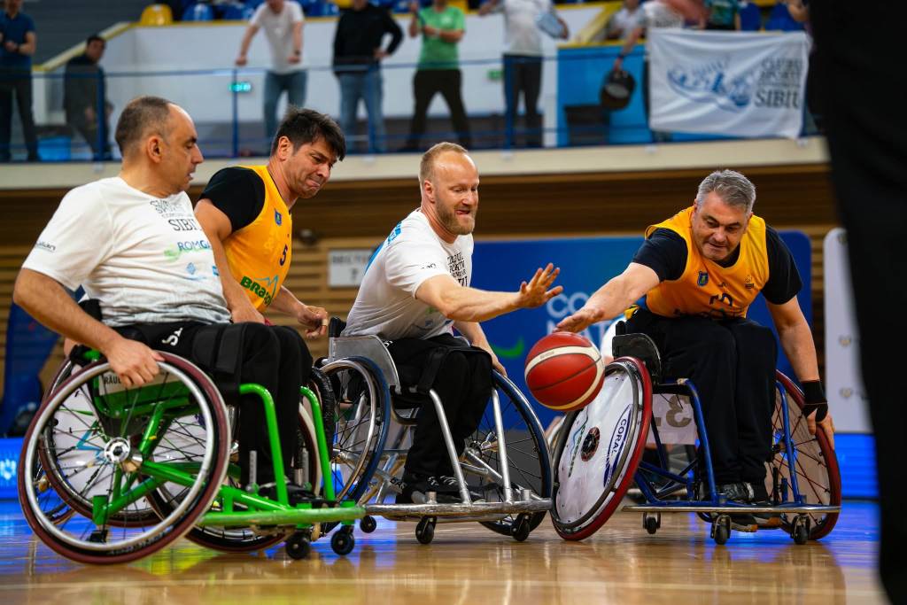 Pasiune fără limite! ACS Comunitar Sibiu și Corona Brașov au făcut spectacol în finala Campionatului Național de baschet în scaun rulant 