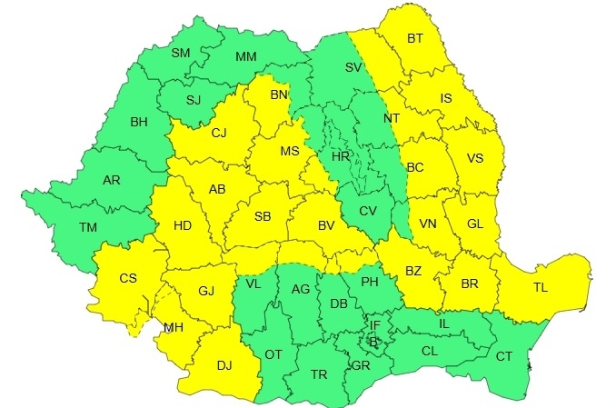 Cod galben de vânt în Transilvania și în alte regiuni din țară. Rafalele pot ajunge la 70 km/h