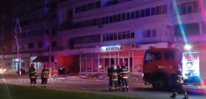 O dronă s-a prăbușit pe un bloc din Galați: Două persoane au fost rănite ușor