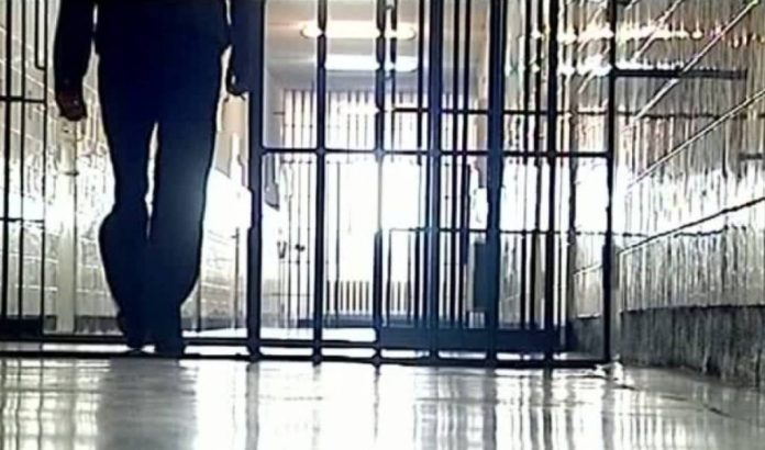 Trei condamnați pentru infracțiuni rutiere și silvice au fost duși la Penitenciarul Codlea