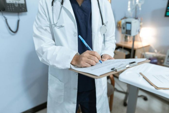 Noi reguli pentru concediile medicale și indemnizații din 1 iunie 2026