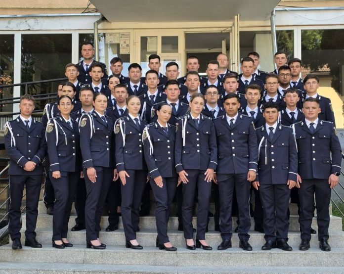 Poliția Brașov a primit 37 de agenți, proaspăt absolvenți ai școlilor de poliție