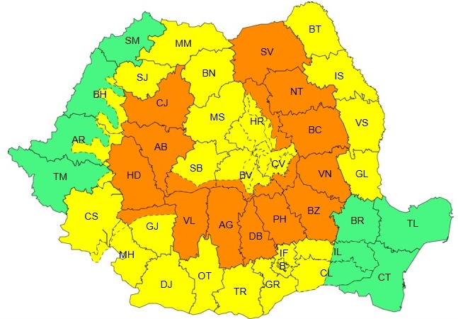 Avertizări meteo ANM: Cod galben și portocaliu de ploi torențiale, vijelii și grindină în mai multe județe