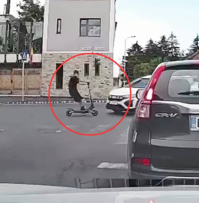 Accident rutier în Brașov: Un adolescent pe trotinetă a fost rănit după o coliziune într-o intersecție