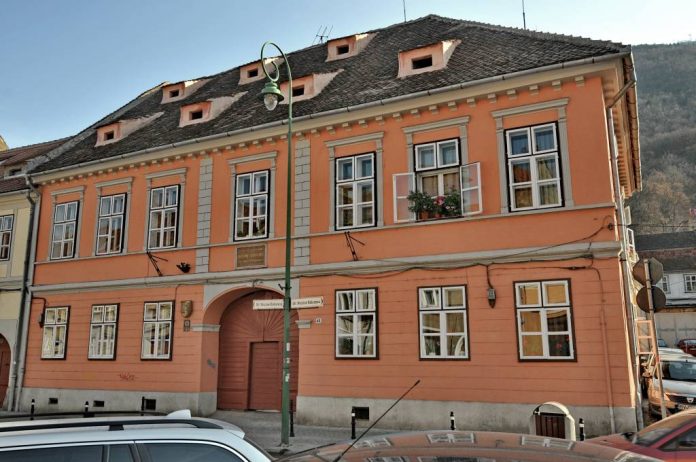 AU SUPRAVIEȚUIT ÎN UMBRA TIMPULUI: Casele memoriale ale Brașovului