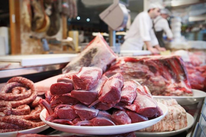 Ce spune un nutriționist: Este sănătos să mănânci carne în fiecare zi?