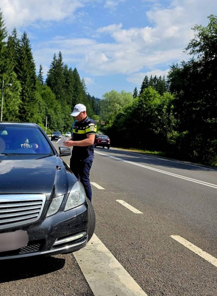 45 de polițiști și 13 radare pe șoselele din județul Brașov. Amenzi de aproape 70.000 de lei