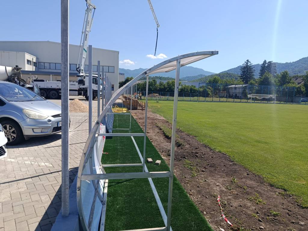 Galerie Foto. Au început lucrările la stadionul Metrom. Va fi omologat de FRF pentru meciuri de Liga 3?