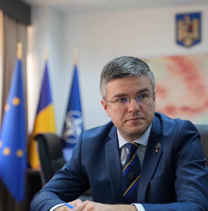 Irineu Darău, bilanț la șase luni de mandat: „Consider că Ministerul nu mai trebuie să administreze doar blocaje, ci că a început să construiască și că e loc de mult mai bine”