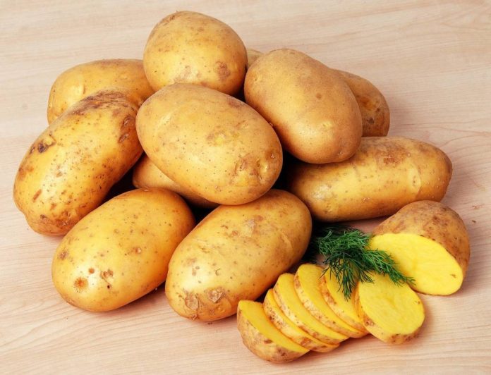 Ce nutrienți conțin cartofii și câte calorii au: Cartofii îngrașă sau nu? Ce beneficii au și când trebuie consumați cu măsură