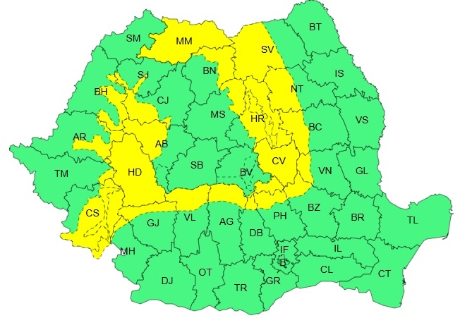 Cod galben de instabilitate atmosferică: ploi torențiale, vijelii și grindină în zona montană