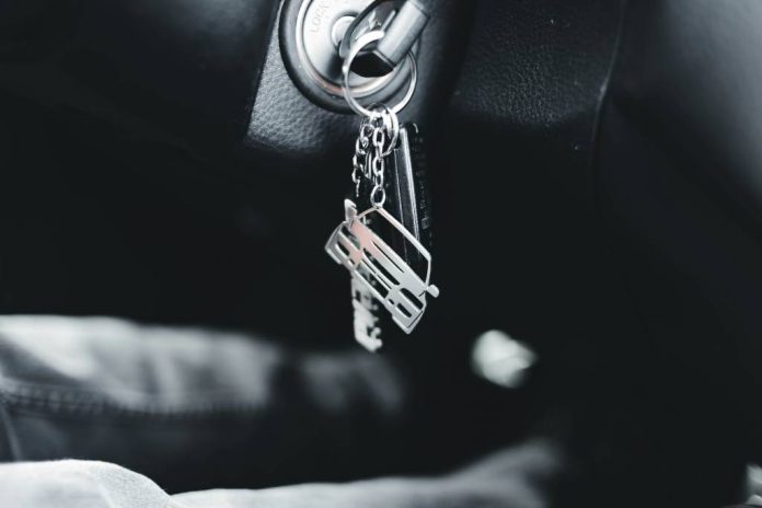 Cheia era găsită, mașina nu era a lui. Arest pentru 24 de ore