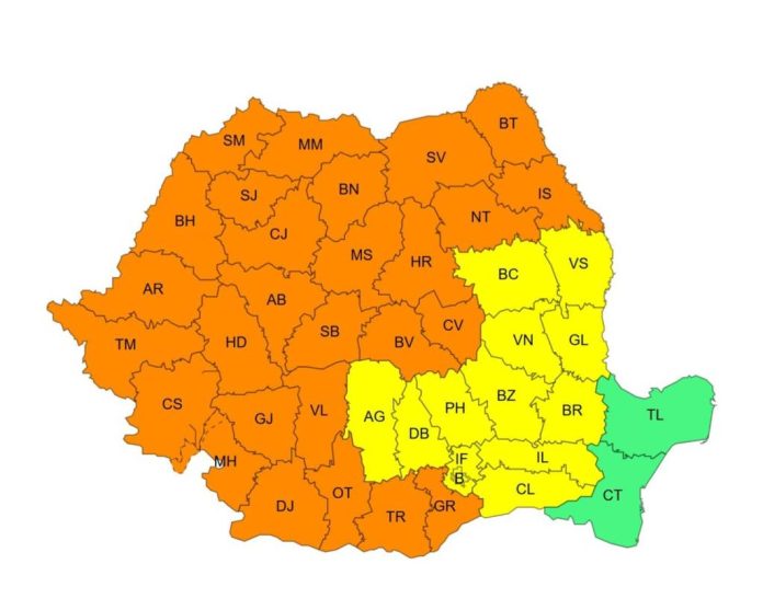 Cod portocaliu de caniculă în Brașov. Temperaturile ajung la 40°C: recomandările ISU Brașov