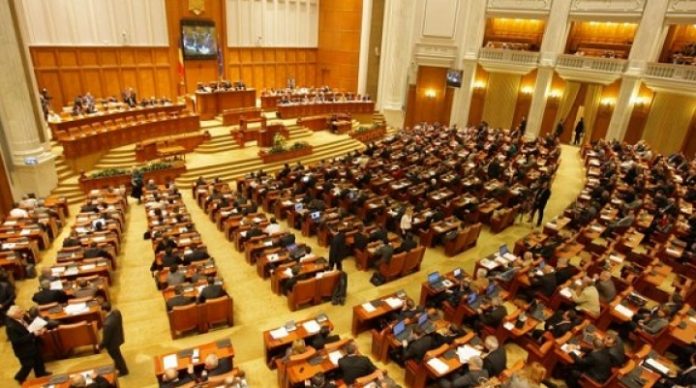 USR și PNL boicotează lucrările Camerei Deputaților după un nou abuz al majorității PSD-AUR-SOS