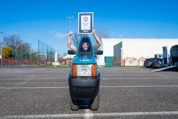Cartea Guinness World Records 2027: De la cea mai îngustă mașină din lume la cel mai tatuat bărbat