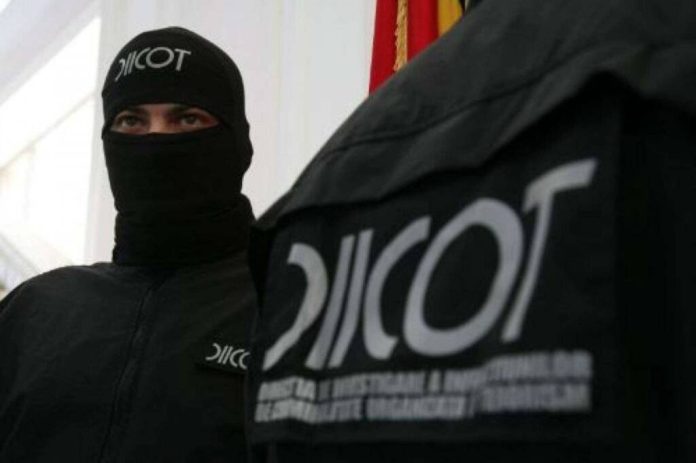 Șapte persoane cercetate de DIICOT Brașov. Prejudiciu estimat la 850.000 de euro