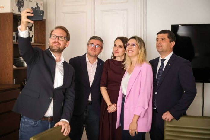 Final de mandat pentru miniștrii USR. Dominic Fritz: PSD încearcă să aibă toată puterea în stat fără să răspundă, transparent, în fața românilor