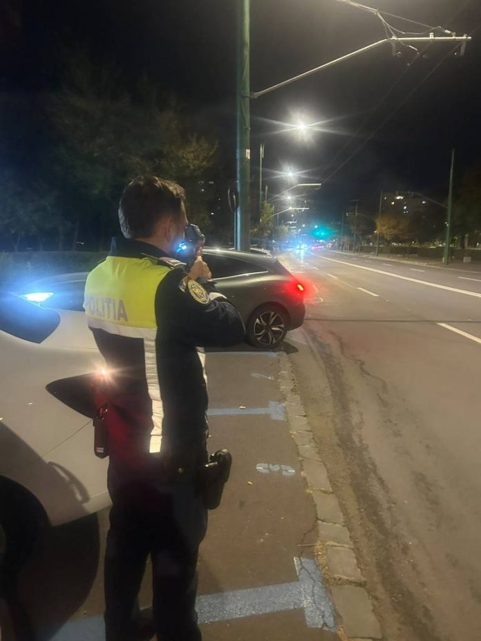 Acțiuni „BLITZ” în Răcădău: 23 de sancțiuni și trei permise reținute de polițiști